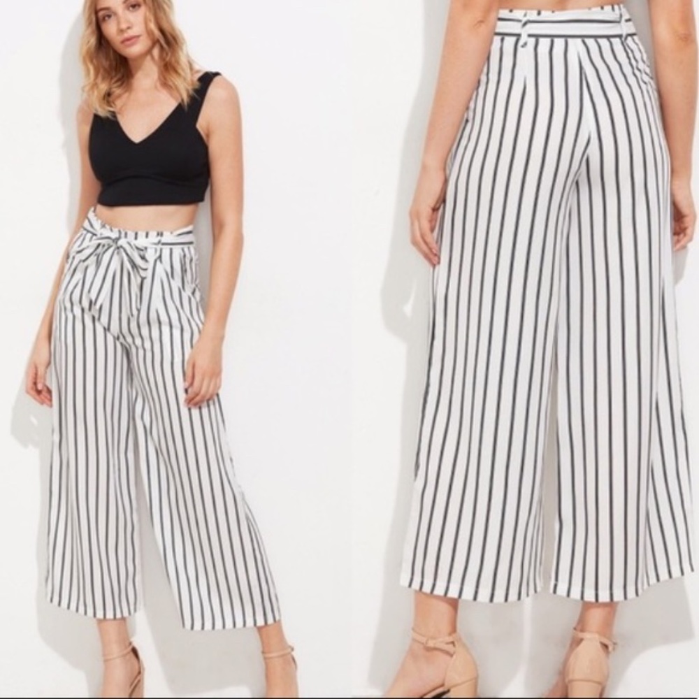 ZARA Casual White Black Stripe Boho Wide Leg Capri Style Size XSmall NWT!